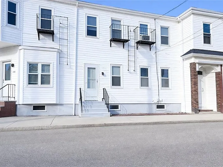 213 State St #C — Photo 6