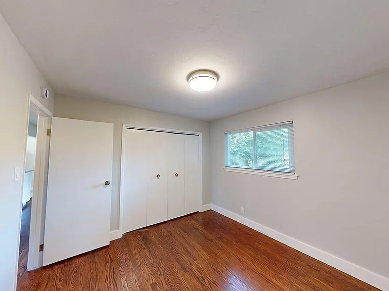 1509 Morton St #E — Photo 11