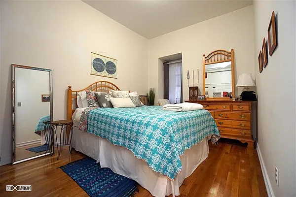 Rented by Citi Habitats | media 9