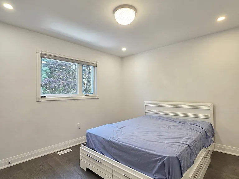 137 McClellan Way — Photo 10