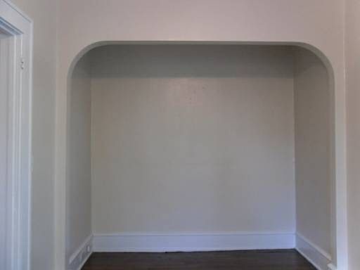Building Photo 4