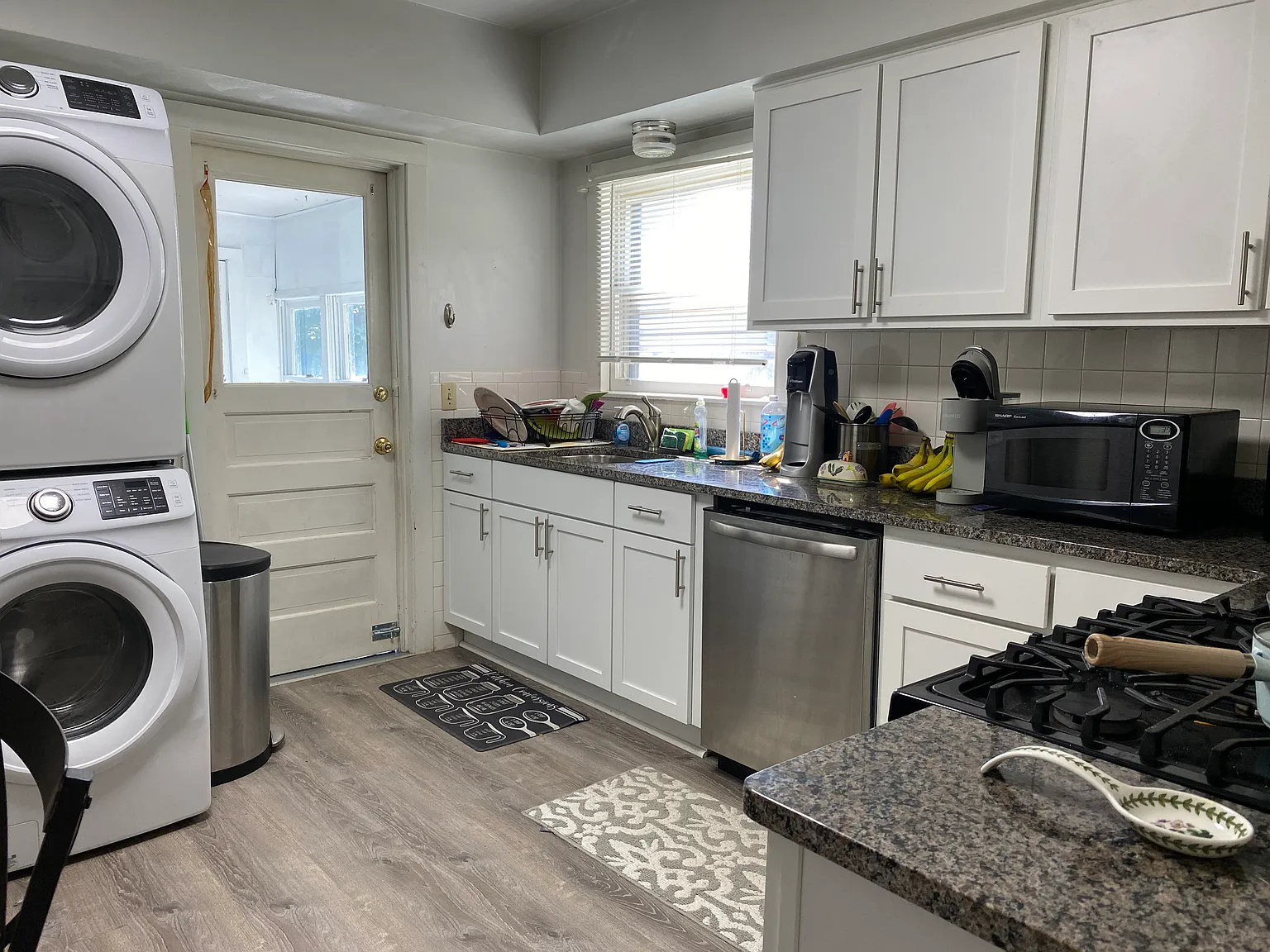 3 bed, 1500 sqft, $2,220 — Photo 1
