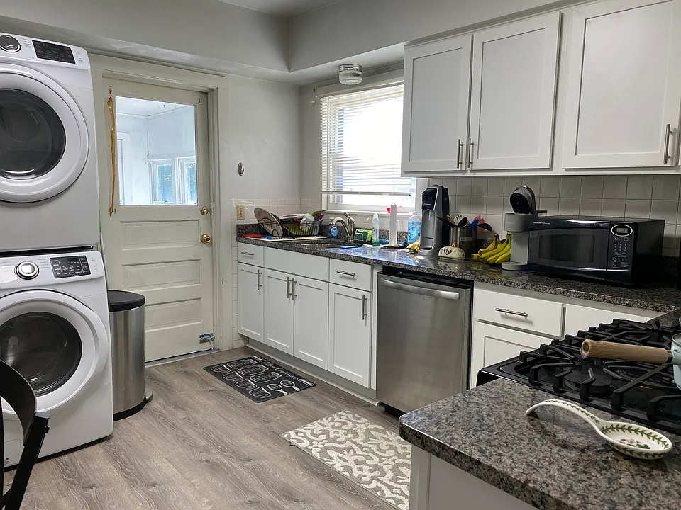 74 Oak St #3