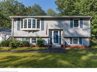 10 Maplewood Ave, Windham, ME 04062