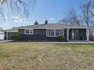 6351 Dogwood Ave, Excelsior, MN 55331