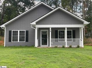 19 Sidney Wilson Ct, Simpsonville, SC 29681