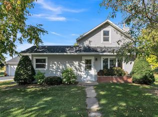 409 Mount Carmel St, Mount Calvary, WI 53057