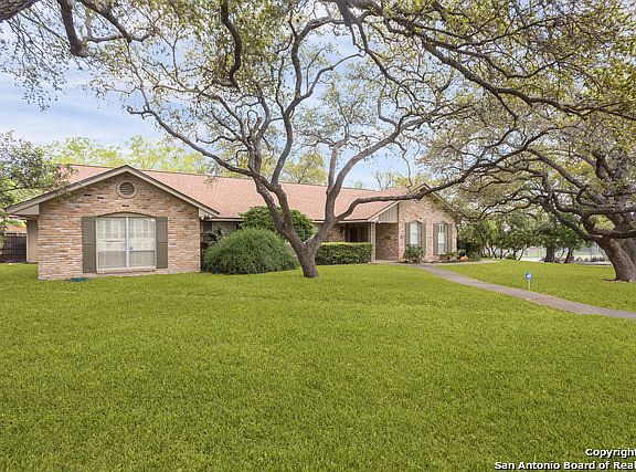 2nd image of 411 Rilla Vista Dr