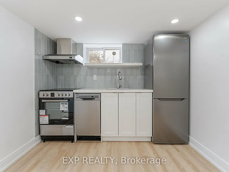 716 Brock Ave #B — Photo 6