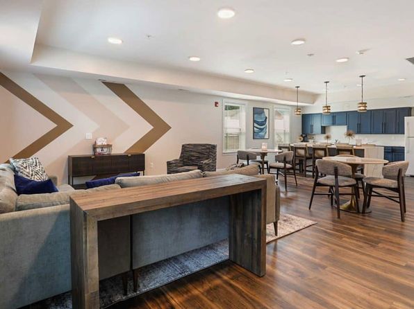 120 Community Dr #55A964005