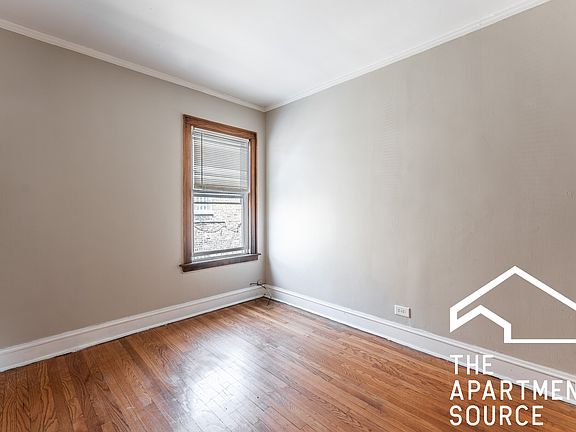 5th image of 2620 N Kildare Ave #2B