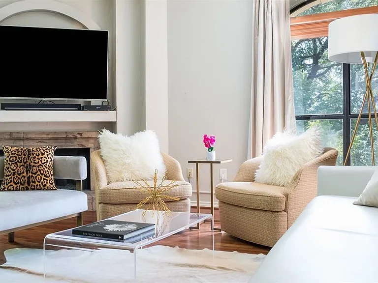1000 Liberty Park Dr #202 — Photo 3