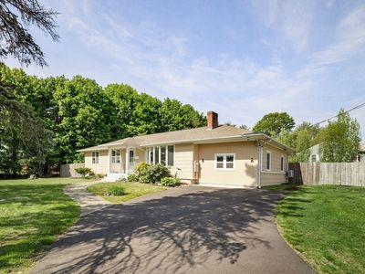 527 Brayton Ave, Somerset, MA, 02726
