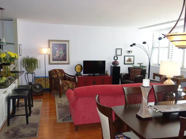 1445 N State Pkwy APT 2303, Chicago, IL 60610