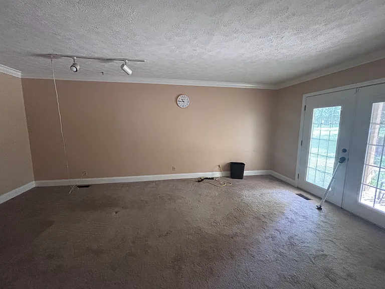 161 Country Club Dr — Photo 12