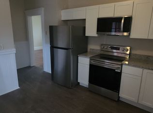 30 Cochran St APT 1L, Chicopee, MA 01020