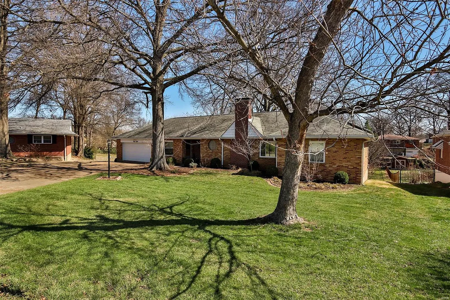 38 Montague Ct photo 1