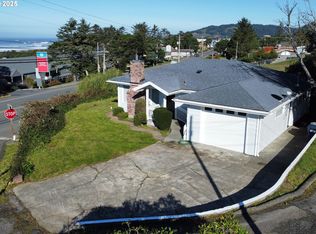 29205 Kerber Dr, Gold Beach, OR 97444