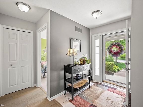 2nd image of 441 E Reserve Dr