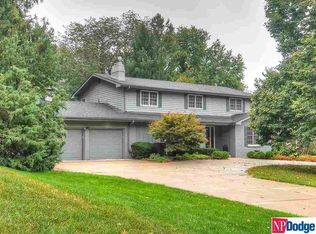 815 S 94th St, Omaha, NE 68114