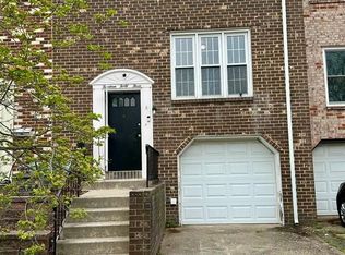1443 Boxwood Dr, Blackwood, NJ 08012