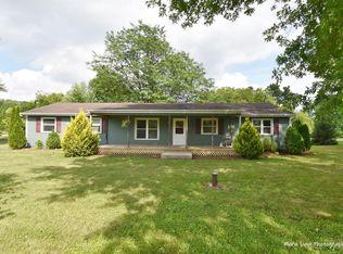 41W265 Longacre Dr, Saint Charles, IL