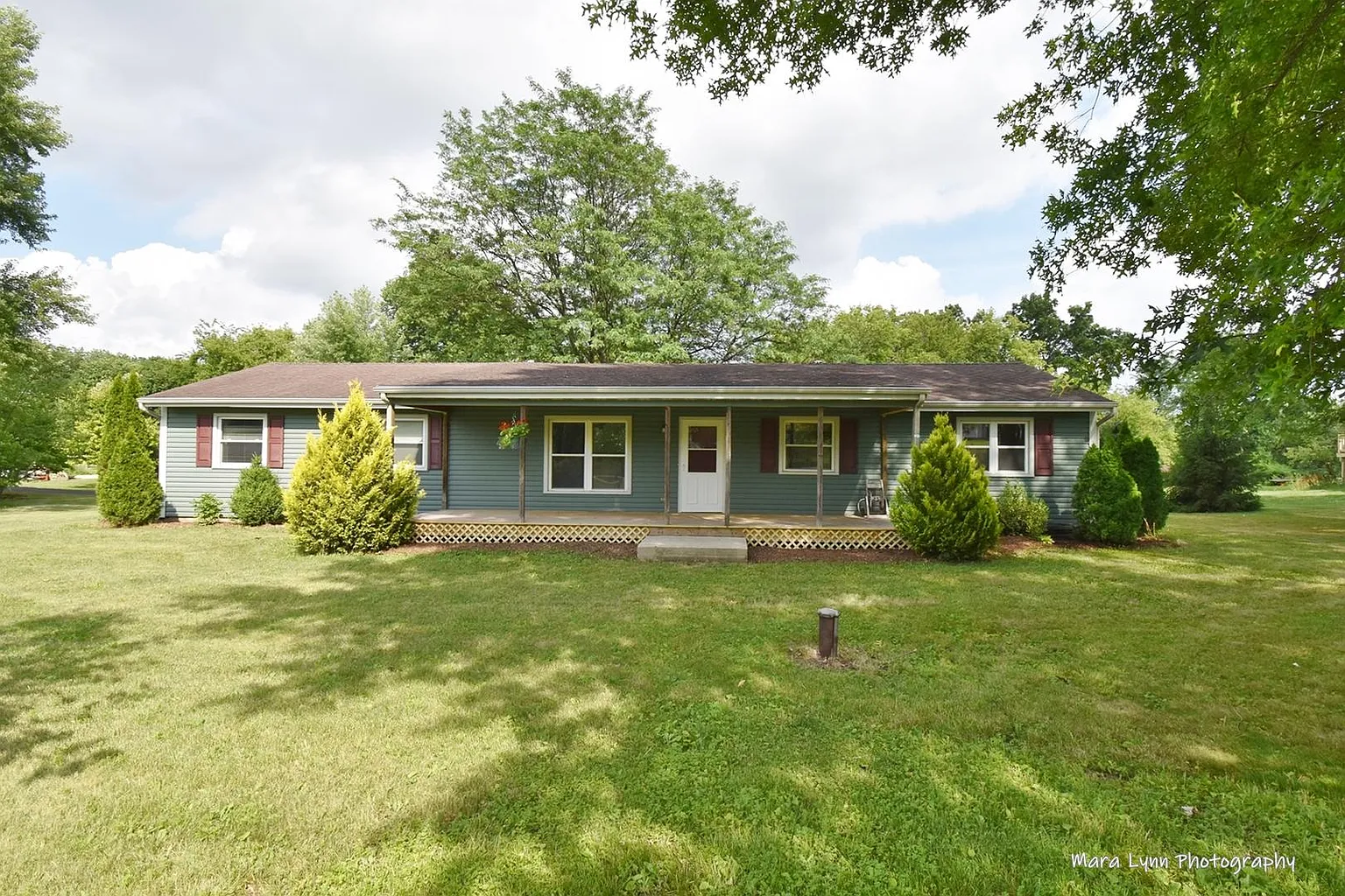 41W265 Longacre Dr photo 1