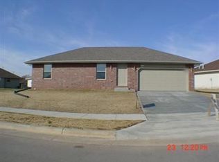 3211 W Webster St, Springfield, MO 65803