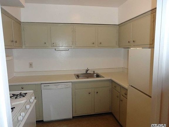 3rd image of 124 S Park Ave APT 2O