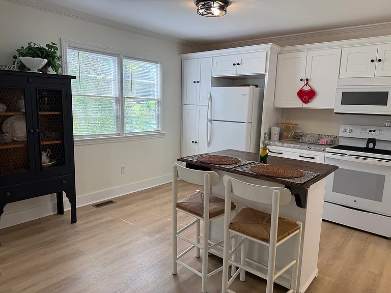 102 Shelly St — Photo 11