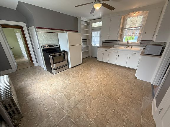 Kitchen, with lots of space for a table and chairs.