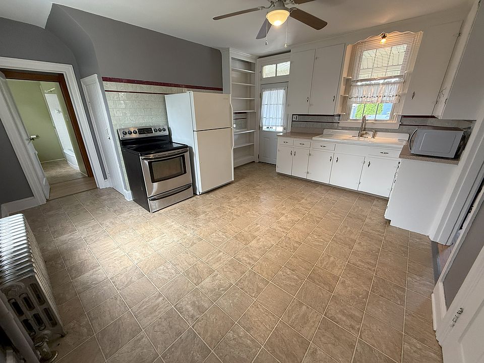 Kitchen, with lots of space for a table and chairs.