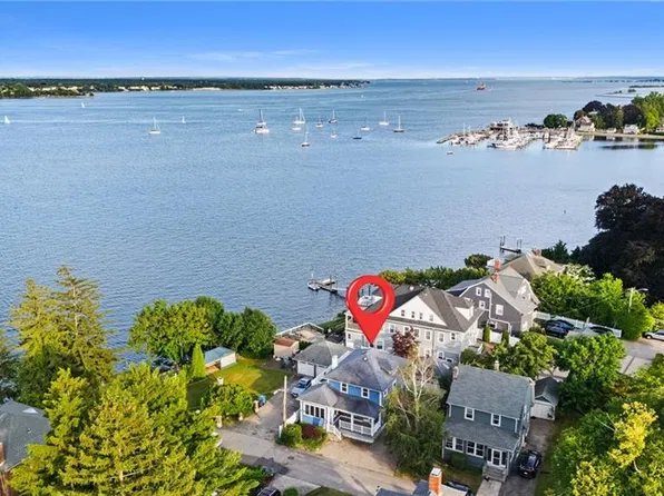 26 Fairview Ave, Cranston, RI 02905