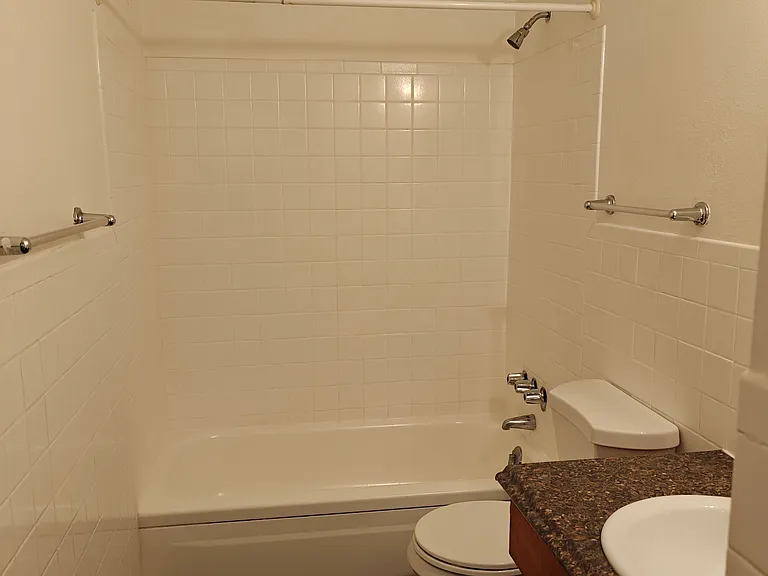 11521 26th Ave NE #5 — Photo 7