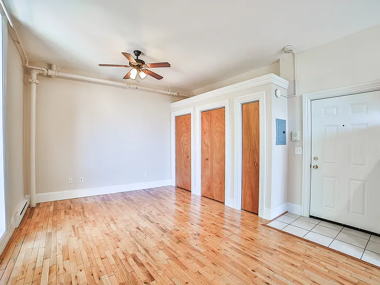 176 North St #6 — Photo 8