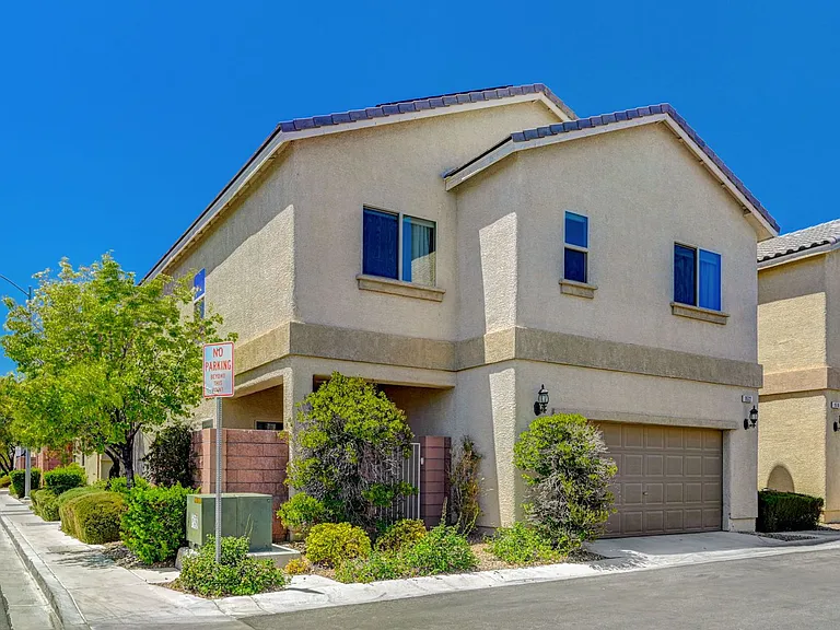 9522 Vega Carpio Ave — Photo 51
