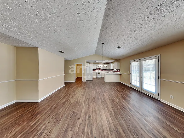 4160 Lenox Park Dr — Photo 7