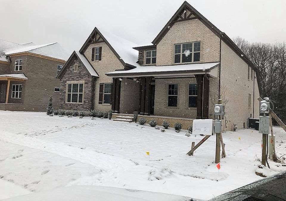 1st image of 105 Telfair Ln