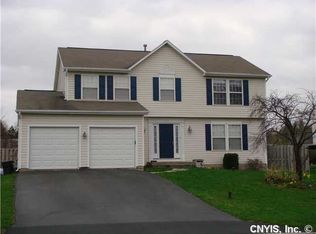 107 Snappy Ln, Liverpool, NY 13090