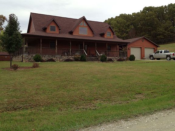 3rd image of 285 Woodland Dr