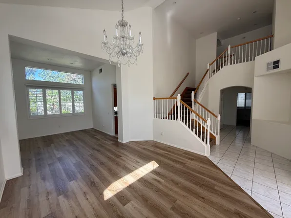 1958 Winterdew Ave, Simi Valley, CA 93065