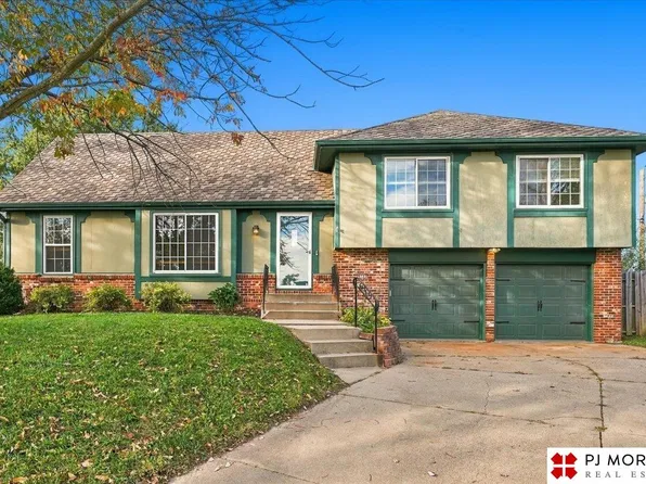 9732 Jaynes Cir, Omaha, NE 68134