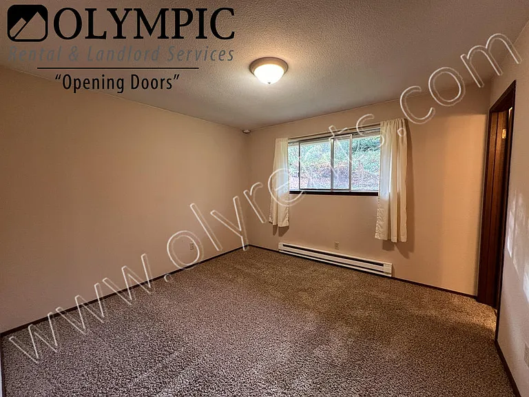 5115 Libby Rd NE — Photo 8