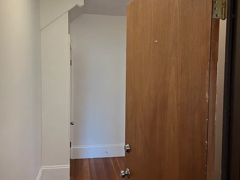 private foyer