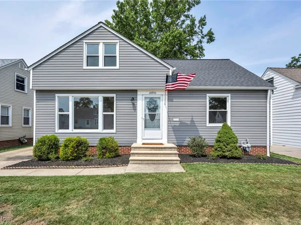 28943 Blissfield Dr, Willowick, OH 44095