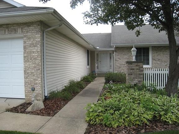 4th image of 18421 Geary Ct