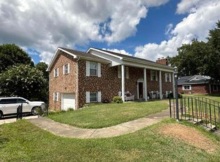 1616 Hoods Creek Pike, Ashland, KY 41101