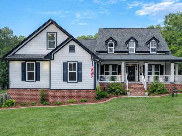 3687 Princess Pond Rd, Summerton, SC 29148