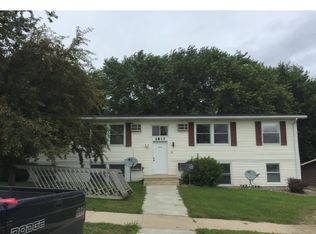 2817 56th St NW, Rochester, MN 55901