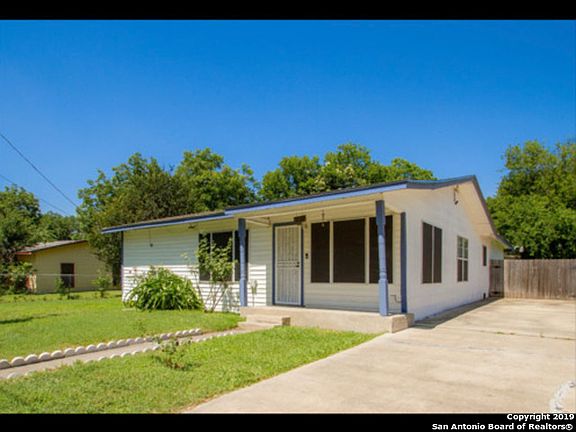 2nd image of 517 S San Dario Ave